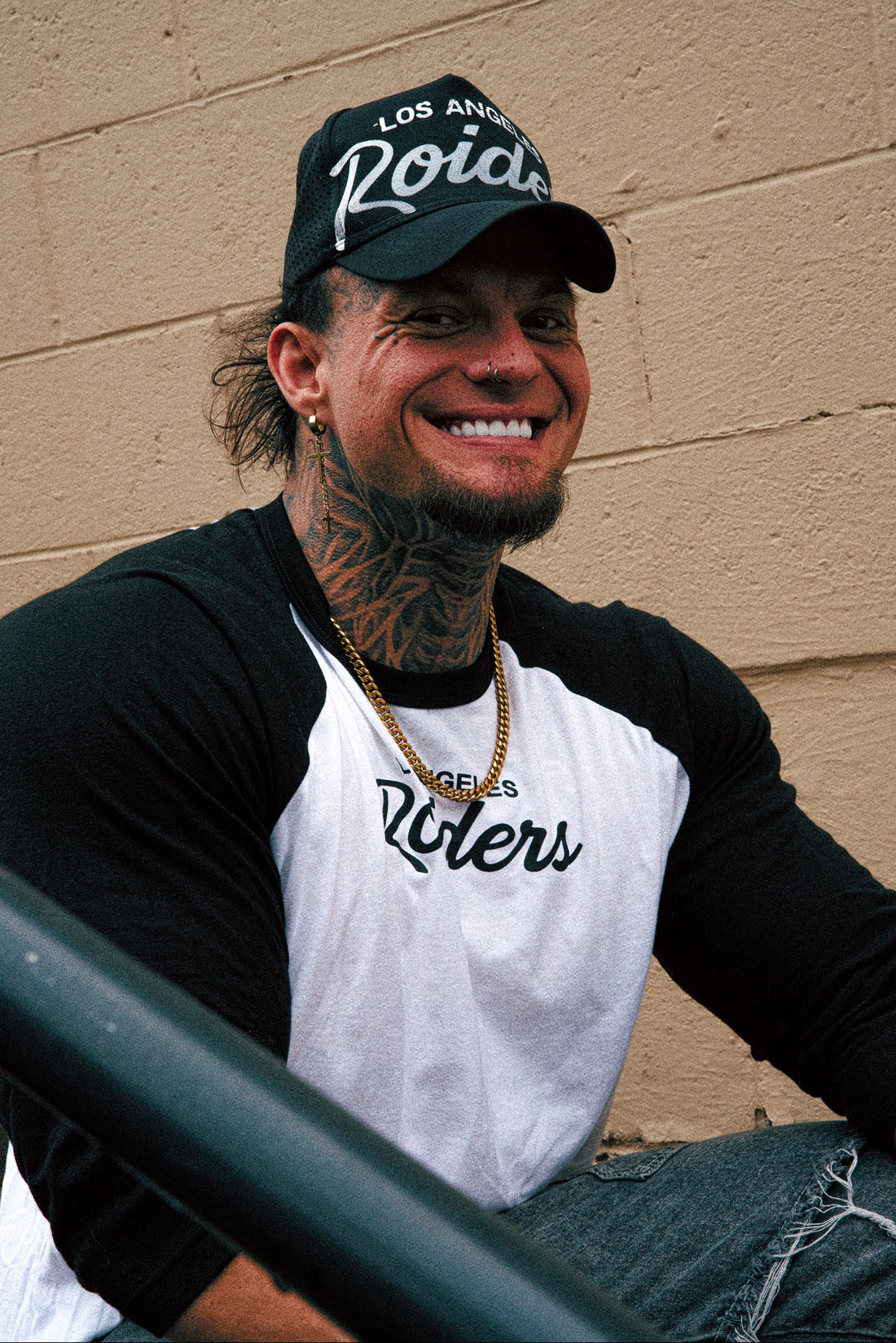 FRIDAY Raglan Tee